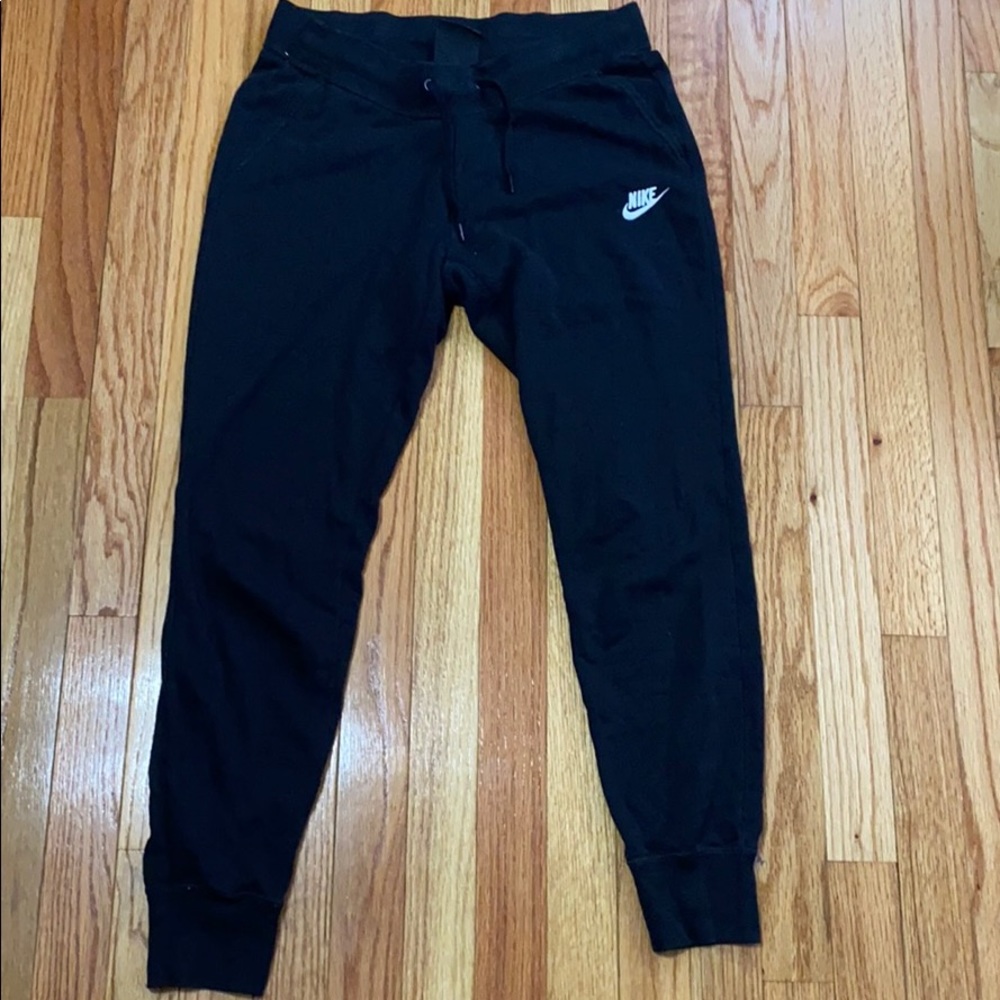 Black nike sweatpants